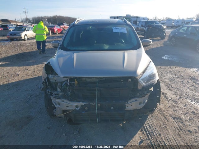 Ford Escape Titanium 2017 1FMCU9J90HUF08200 Image 13