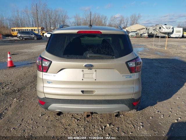 Ford Escape Titanium 2017 1FMCU9J90HUF08200 Image 17