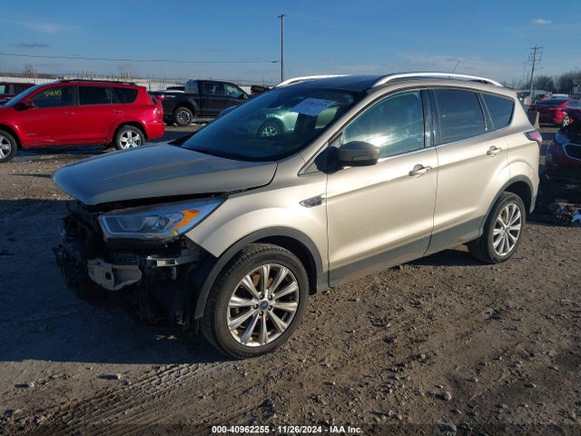Ford Escape Titanium 2017 1FMCU9J90HUF08200 Image 2