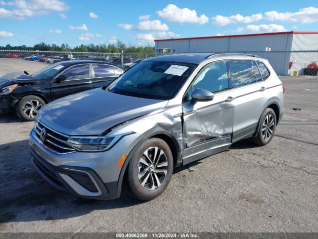 3VVRB7AX8RM139164 Volkswagen Tiguan 2.0t S