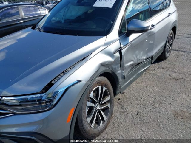 3VVRB7AX8RM139164 Volkswagen Tiguan 2.0t S