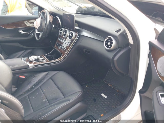 55SWF4KB2HU183685 Mercedes-Benz C 300 4matic/luxury 4matic/sport 4matic