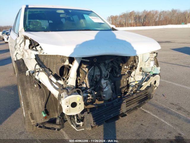 1GNEVGKW0JJ248835 Chevrolet Traverse 1lt