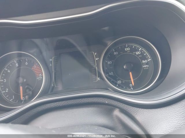 1C4PJMCX4KD127955 Jeep Cherokee Latitude 4x4