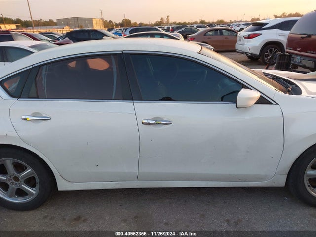 Nissan Altima 2.5 S 2014 1N4AL3AP6EN356820 Image 13