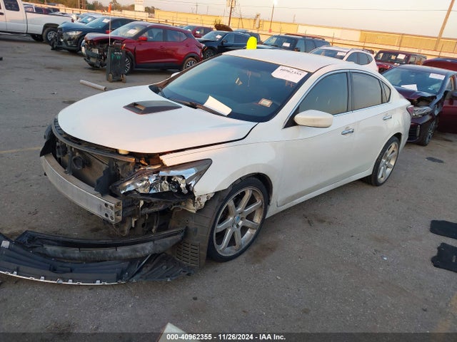 Nissan Altima 2.5 S 2014 1N4AL3AP6EN356820 Image 2