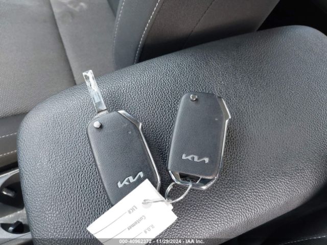 3KPF24AD0NE448668 KIA Forte Lxs