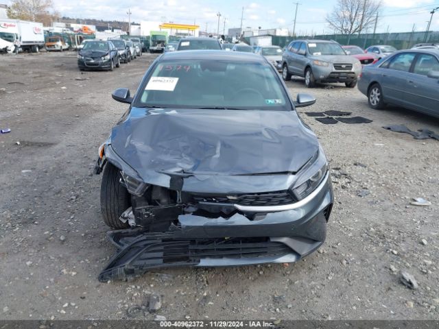 3KPF24AD0NE448668 KIA Forte Lxs