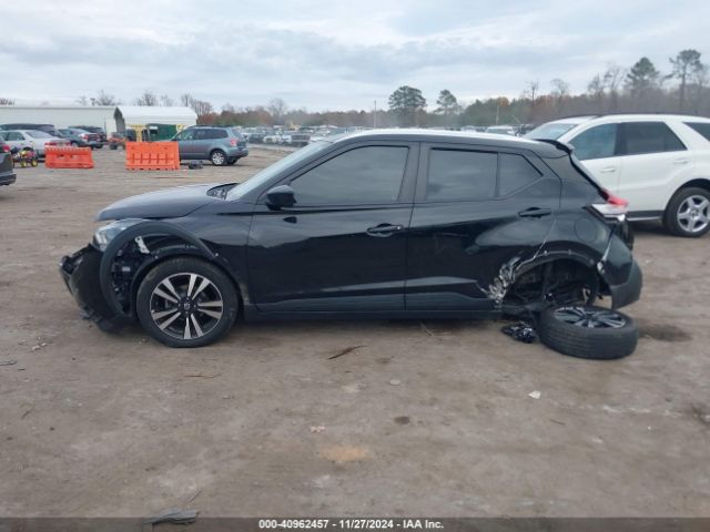 3N1CP5CV7LL527010 Nissan Kicks Sv Xtronic Cvt