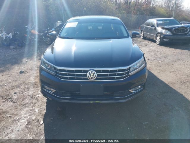 1VWBA7A33JC027939 Volkswagen Passat 2.0t Se