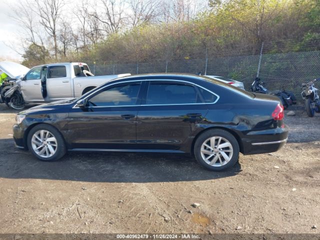 1VWBA7A33JC027939 Volkswagen Passat 2.0t Se