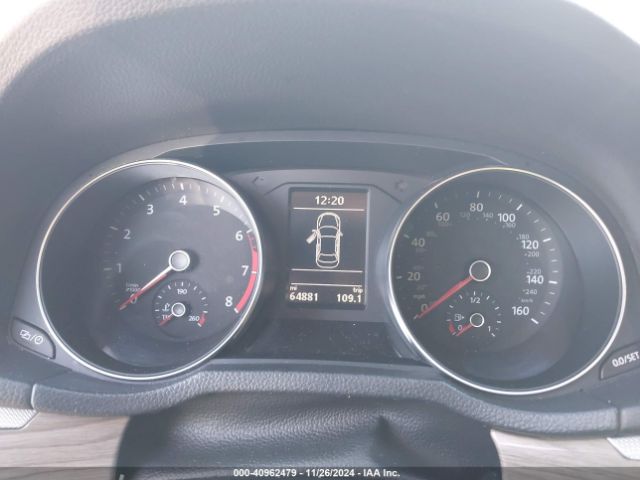 1VWBA7A33JC027939 Volkswagen Passat 2.0t Se