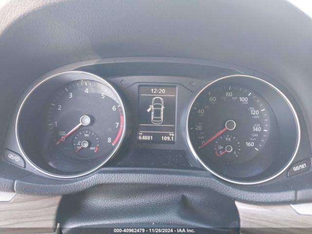 1VWBA7A33JC027939 Volkswagen Passat 2.0t Se
