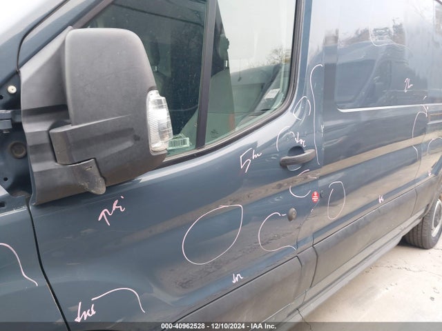 2019 Ford Transit-250 მანქანა იყიდება აუქციონზე, vin: 1FTYR3XM5KKB90047, აუქციონის ნომერი: 40962528