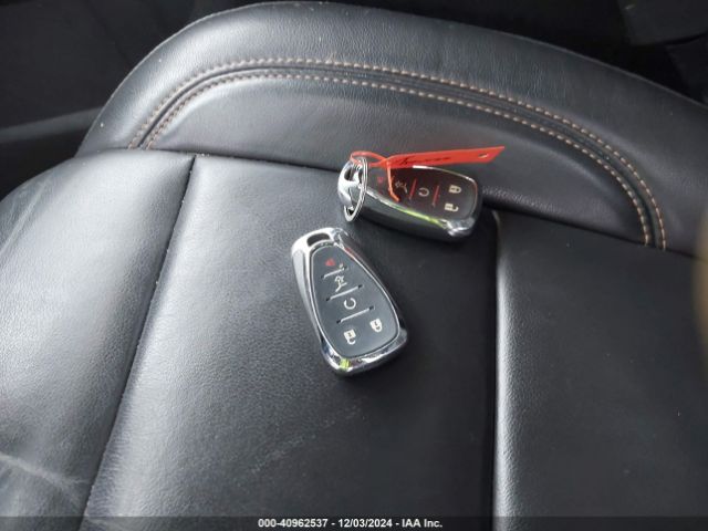 1GNEVHKW7JJ215854 Chevrolet Traverse 3lt