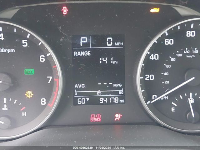 5NPD84LF2HH065707 Hyundai ELANTRA SE