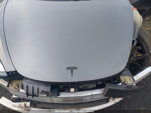 2019 TESLA MODEL 3 5YJ3E1EAXKF173583 Photo 9