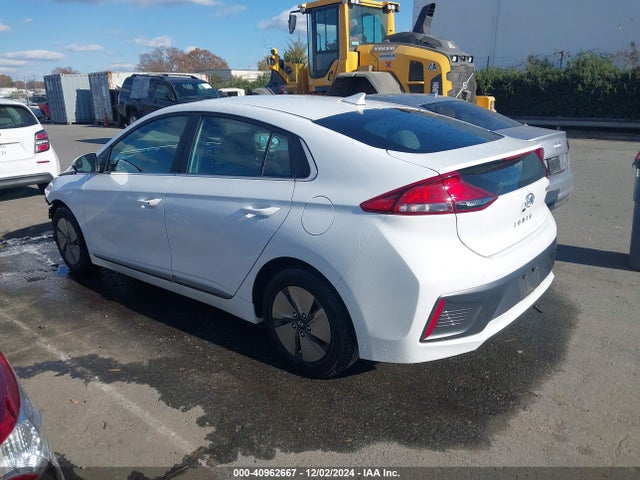 KMHC75LC0NU278971 Hyundai Ioniq Hybrid Se