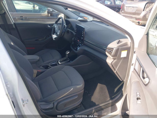 KMHC75LC0NU278971 Hyundai Ioniq Hybrid Se