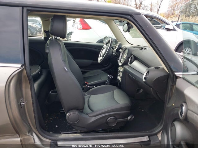 2012 MINI COOPER WMWSU3C54CT256843 Photo 4