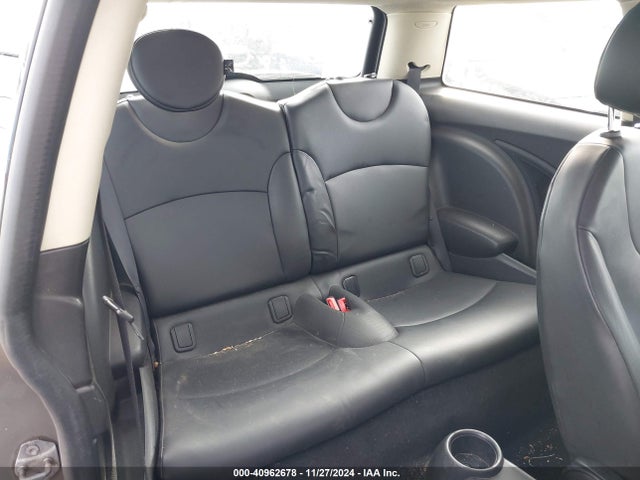 2012 MINI COOPER WMWSU3C54CT256843 Photo 7