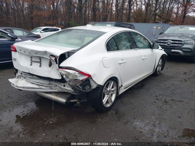 YV126MFK0F1361099 Volvo S60 T5 Premier