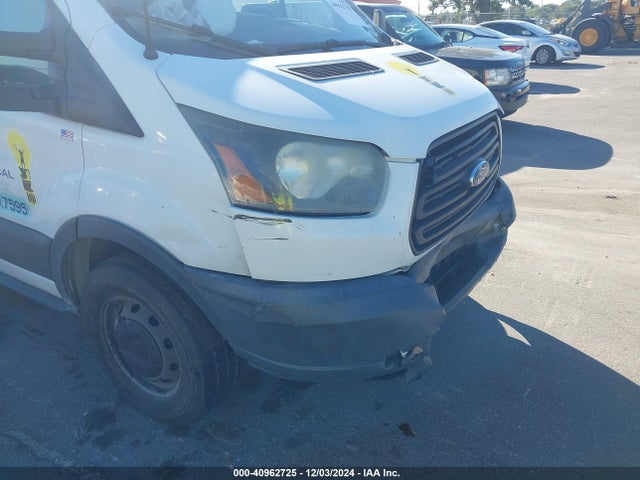 Ford Transit-150 2016 1FTYE2YG5GKA85451 Image 18