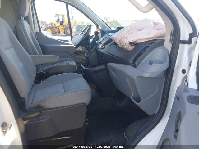 Ford Transit-150 2016 1FTYE2YG5GKA85451 Image 5