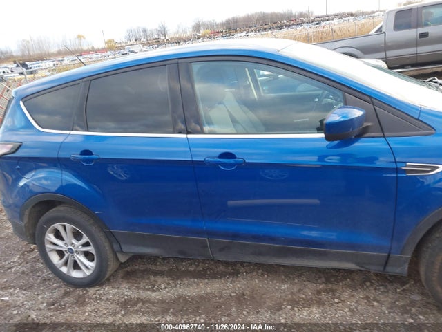 Ford ESCAPE SE 2017 1FMCU0GD6HUA13166 Image 13