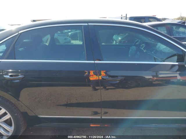 1VWGT7A39HC076718 Volkswagen Passat 1.8t Se