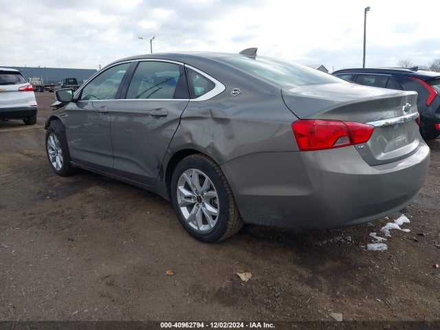 Chevrolet IMPALA 1LT 2017 2G1105S34H9196785 Image 3