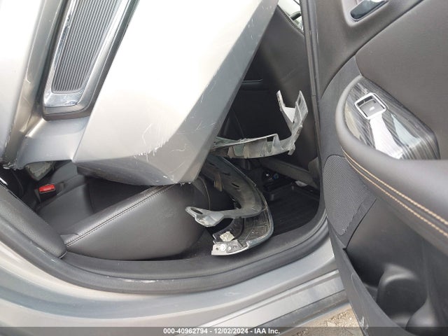 Chevrolet IMPALA 1LT 2017 2G1105S34H9196785 Image 8