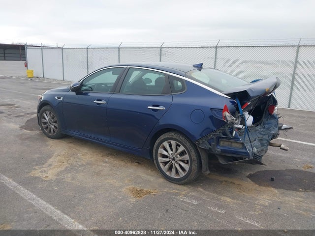 KIA Optima Lx 2017 5XXGT4L37HG172474 Image 3