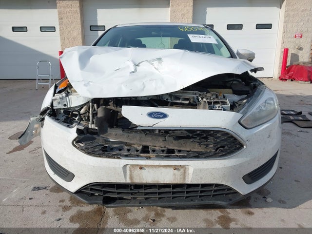 Ford FOCUS SE 2016 1FADP3F26GL298060 Image 12