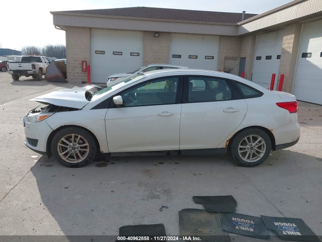 Ford FOCUS SE 2016 1FADP3F26GL298060 Image 14
