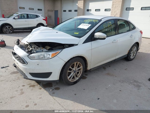 Ford FOCUS SE 2016 1FADP3F26GL298060 Image 2