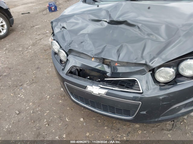 Chevrolet Sonic Ls Manual 2014 1G1JB5SG6E4184312 Image 6