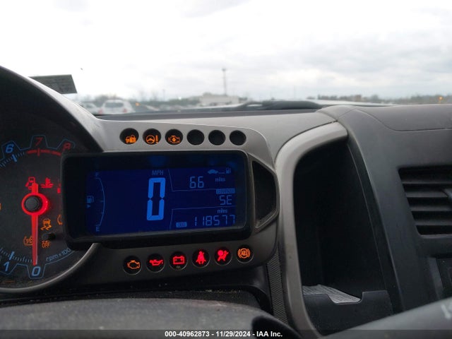 Chevrolet Sonic Ls Manual 2014 1G1JB5SG6E4184312 Image 7