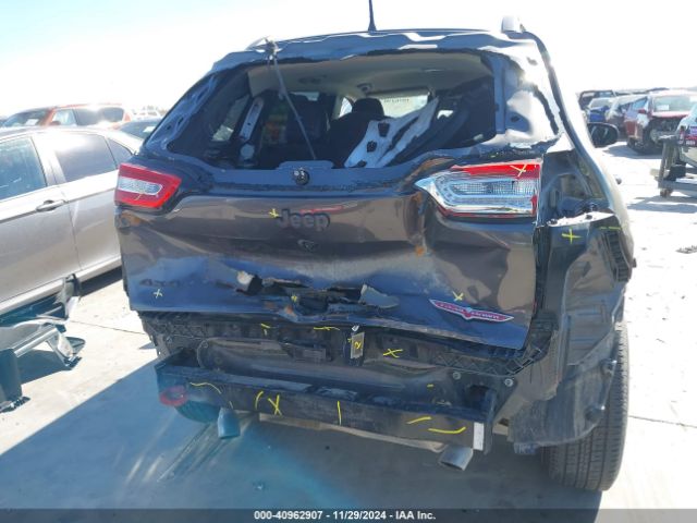 1C4PJMBX8JD520874 Jeep Cherokee Trailhawk 4x4