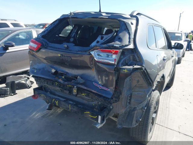 1C4PJMBX8JD520874 Jeep Cherokee Trailhawk 4x4
