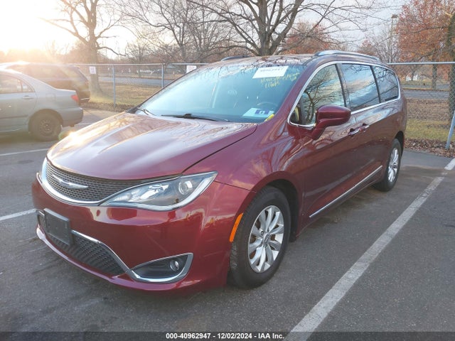 Chrysler Pacifica Touring L 2019 2C4RC1BG1KR561184 Image 2