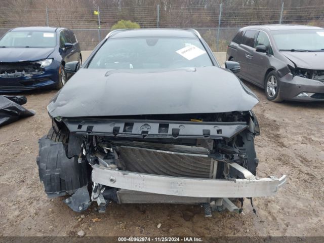 WDCTG4GB3JJ460993 Mercedes-Benz Gla 250 4matic