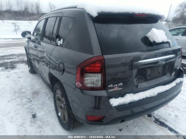 1C4NJDEB2GD657499 Jeep Compass Latitude