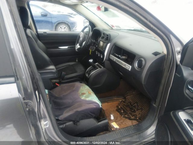 1C4NJDEB2GD657499 Jeep Compass Latitude