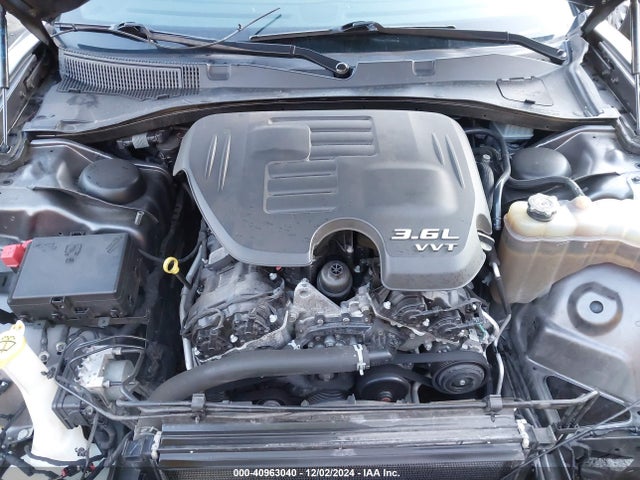 2C3CDXBG1KH613865 Dodge Charger Sxt Rwd