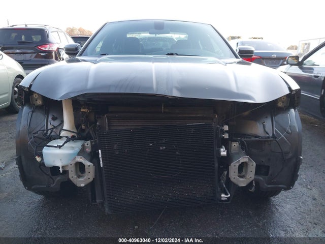 2C3CDXBG1KH613865 Dodge Charger Sxt Rwd