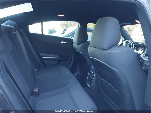 2C3CDXBG1KH613865 Dodge Charger Sxt Rwd