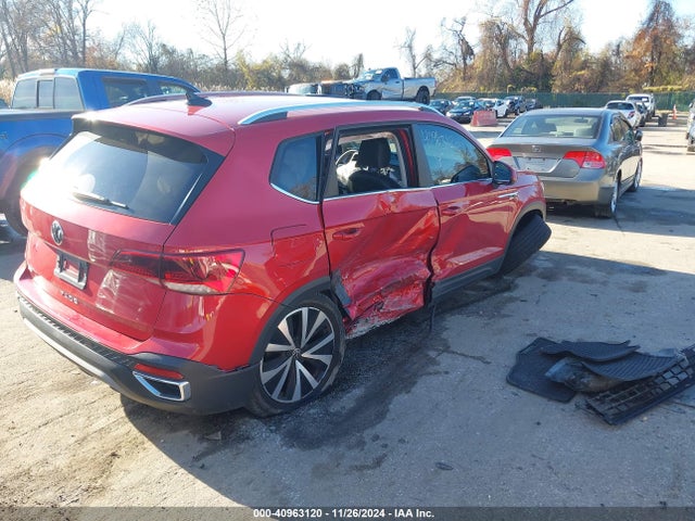 3VVRX7B24NM013155 Volkswagen Taos 1.5t Se