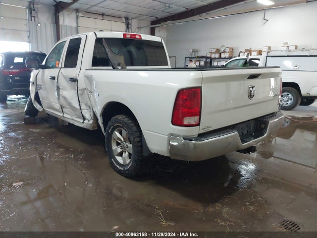 1C6RR7FT4KS670298 RAM 1500 Classic Tradesman  4x4 6'4 Box