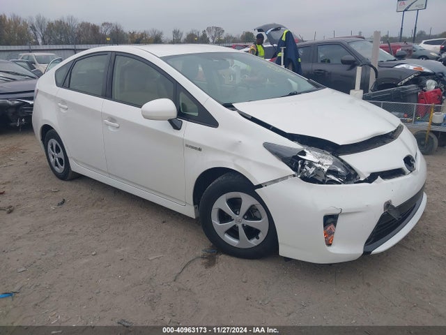 Toyota Prius Four 2015 JTDKN3DU1F0442884 Image 13